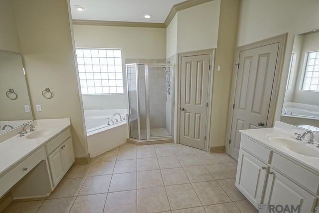 8602 Foxfield Dr, Baton Rouge, LA 70809