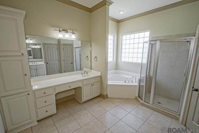 8602 Foxfield Dr, Baton Rouge, LA 70809