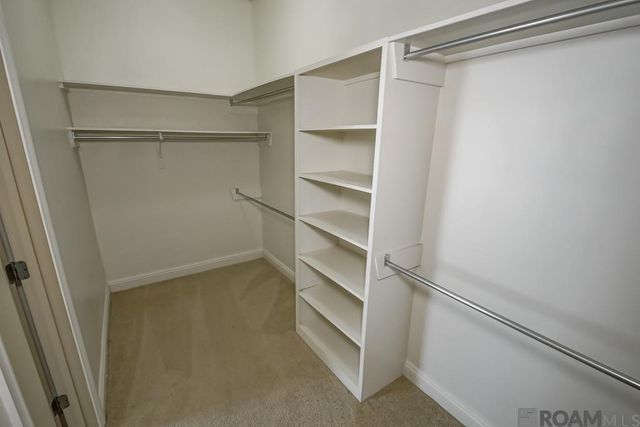 8602 Foxfield Dr, Baton Rouge, LA 70809