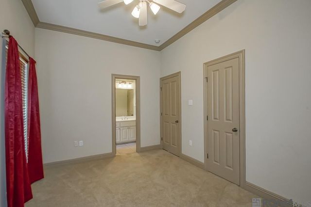 8602 Foxfield Dr, Baton Rouge, LA 70809