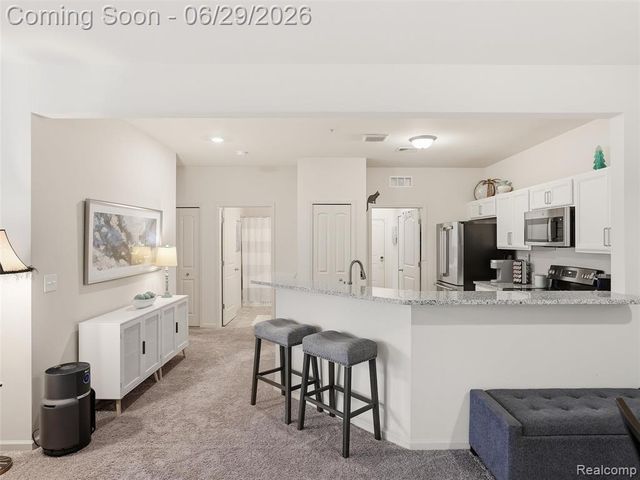 21936 Andover Drive, Macomb, MI 48042
