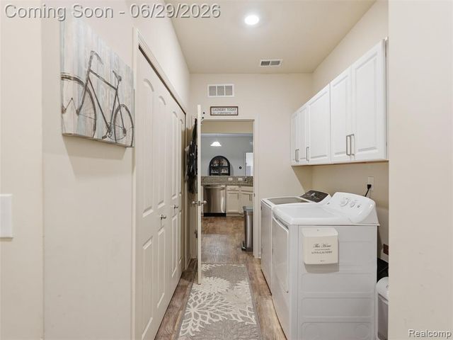 21936 Andover Drive, Macomb, MI 48042