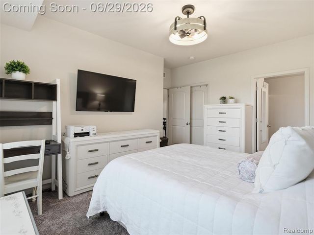 21936 Andover Drive, Macomb, MI 48042