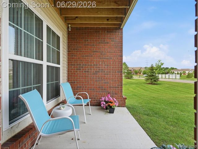 21936 Andover Drive, Macomb, MI 48042