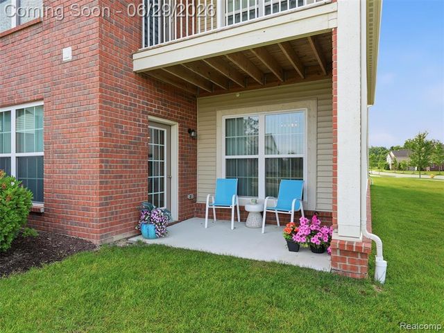 21936 Andover Drive, Macomb, MI 48042