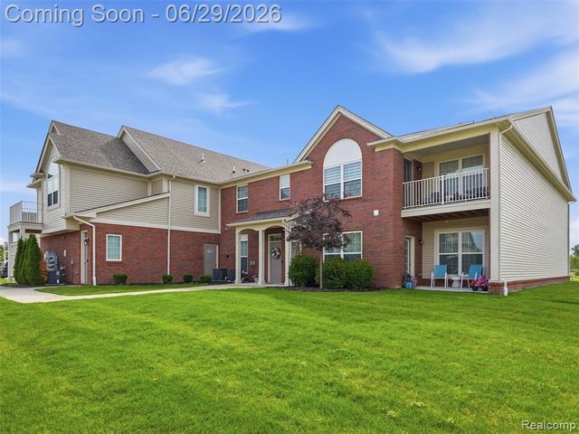 21936 Andover Drive, Macomb, MI 48042