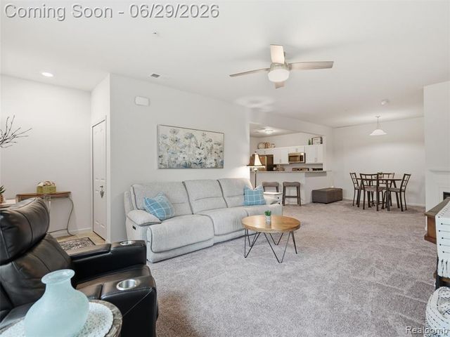 21936 Andover Drive, Macomb, MI 48042