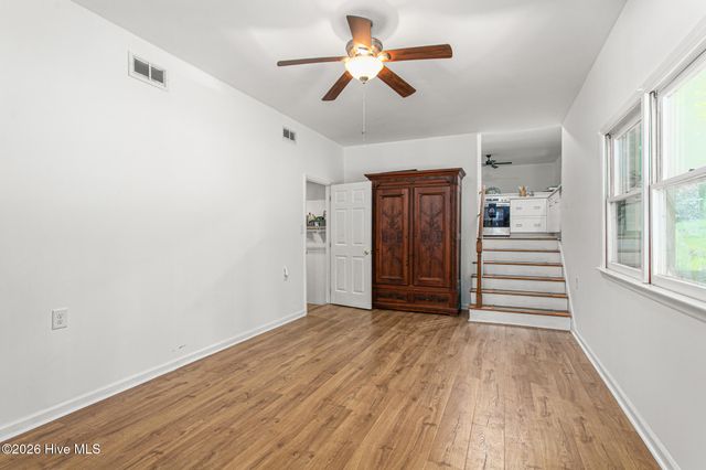 1832 Travis Lane, Burlington, NC 27217