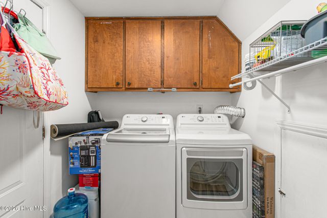 1832 Travis Lane, Burlington, NC 27217