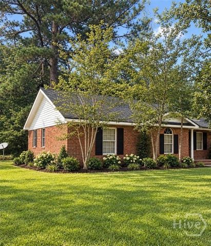 395 Lemans Dr, Bloomingdale, GA 31302