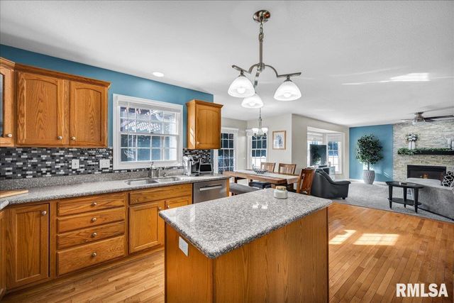 13627 N WILD SPRUCE Lane, Chillicothe, IL 61523