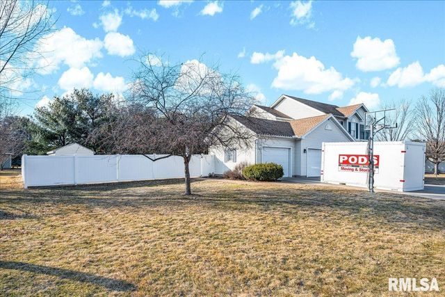 13627 N WILD SPRUCE Lane, Chillicothe, IL 61523