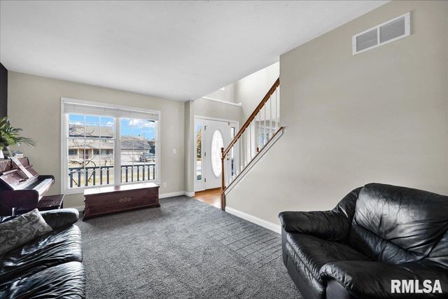 13627 N WILD SPRUCE Lane, Chillicothe, IL 61523