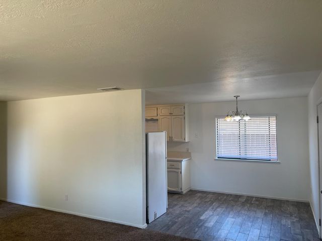 2626 W Garland Avenue, Fresno, CA 93705