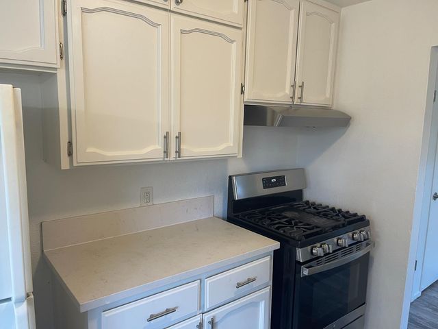 2626 W Garland Avenue, Fresno, CA 93705