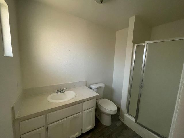 2626 W Garland Avenue, Fresno, CA 93705