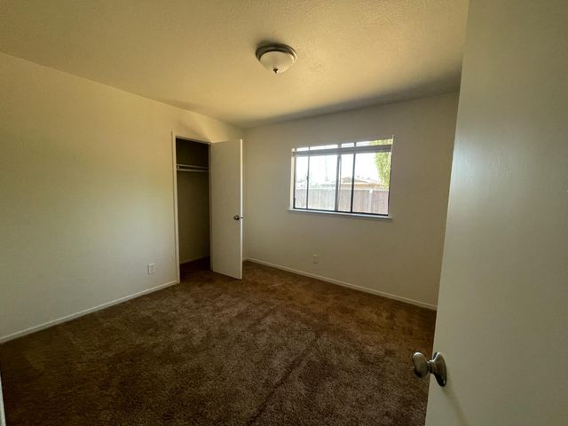 2626 W Garland Avenue, Fresno, CA 93705