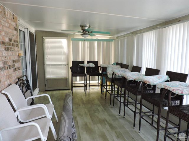 12134 Longwood Dr, Pensacola, FL 32507