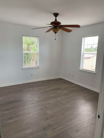 121 S Oak Street, Lantana, FL 33462