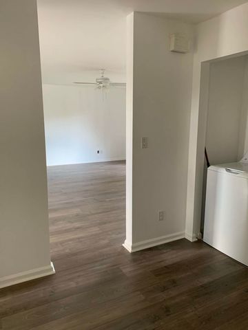 121 S Oak Street, Lantana, FL 33462