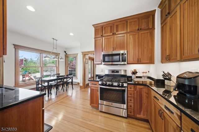 109 QUAKER AVENUE, Randolph Twp., NJ 07869