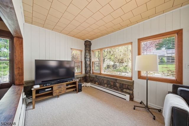 109 QUAKER AVENUE, Randolph Twp., NJ 07869