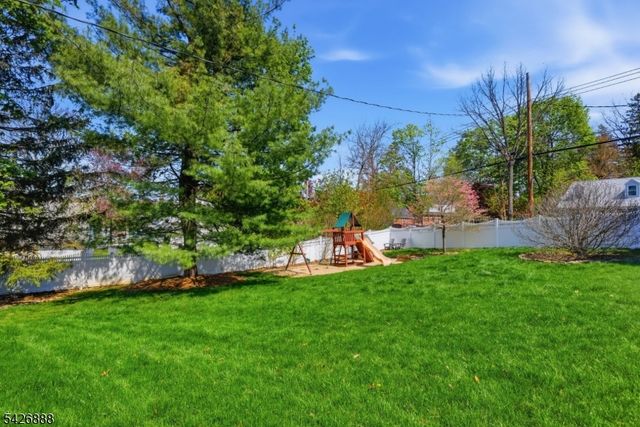 109 QUAKER AVENUE, Randolph Twp., NJ 07869