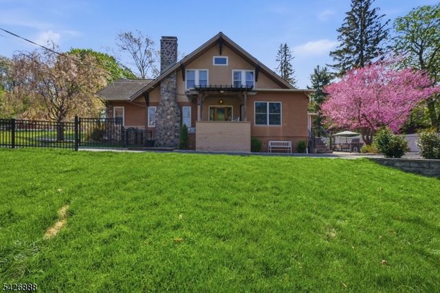 109 QUAKER AVENUE, Randolph Twp., NJ 07869