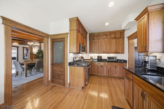 109 QUAKER AVENUE, Randolph Twp., NJ 07869