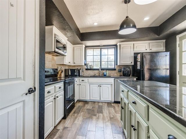 251 S Carolyn Drive, Choctaw, OK 73020