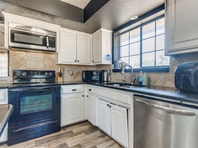 251 S Carolyn Drive, Choctaw, OK 73020