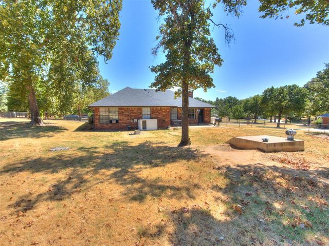 251 S Carolyn Drive, Choctaw, OK 73020