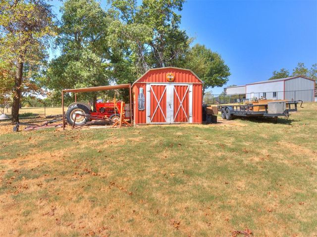 251 S Carolyn Drive, Choctaw, OK 73020