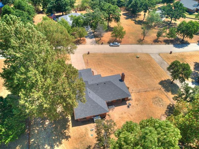 251 S Carolyn Drive, Choctaw, OK 73020
