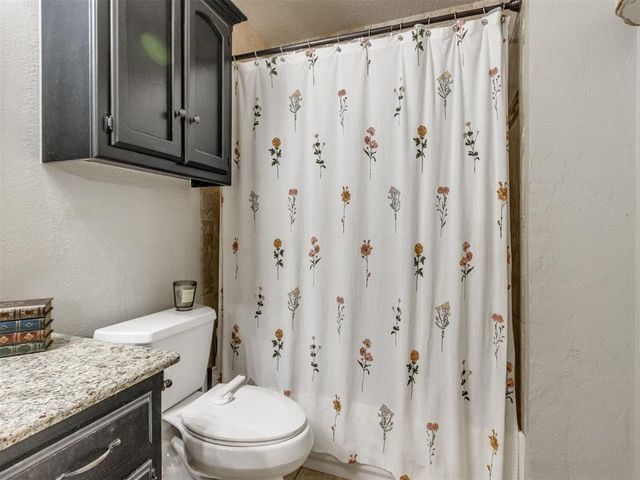 251 S Carolyn Drive, Choctaw, OK 73020