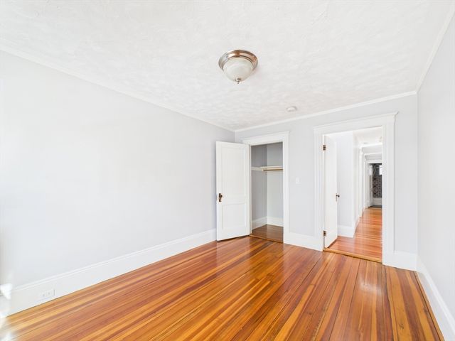 6 Hancock St 1, Salem, MA 01970