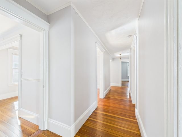 6 Hancock St 1, Salem, MA 01970
