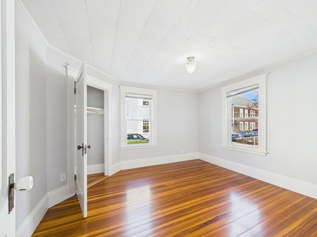 6 Hancock St 1, Salem, MA 01970