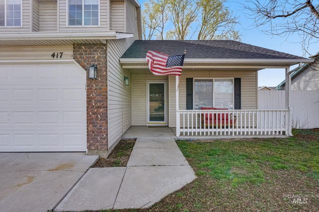 417 S Valley Dr, Nampa, ID 83686