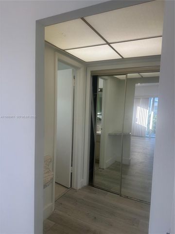 2300 Park Ln 316, Hollywood, FL 33021