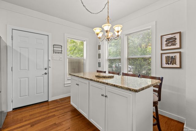 157 LAKE BND, Mcqueeney, TX 78123