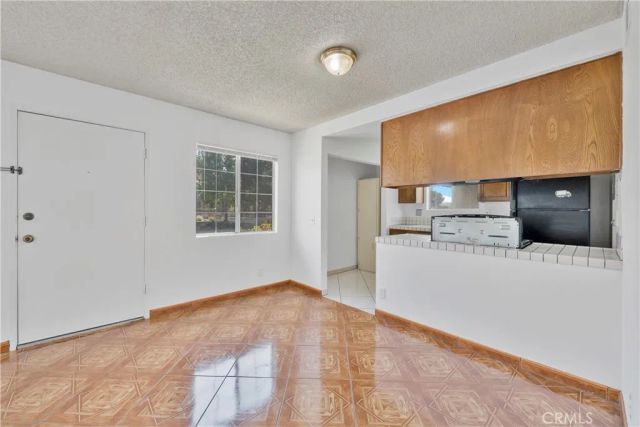 1123 W Sierra Madre Avenue 1, Azusa, CA 91702