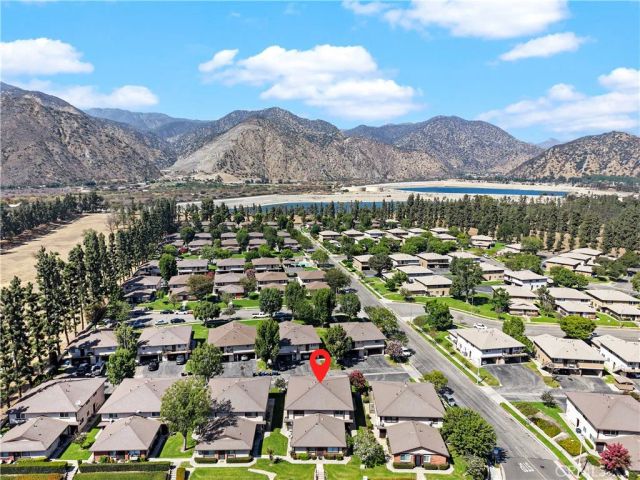 1123 W Sierra Madre Avenue 1, Azusa, CA 91702