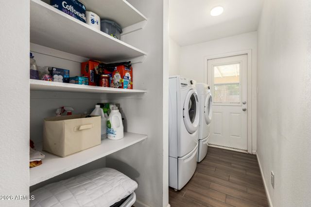 2249 E GREENWAY Road, Phoenix, AZ 85022