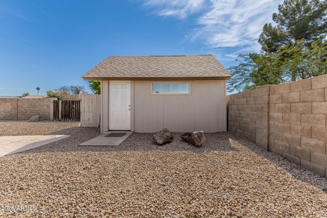2249 E GREENWAY Road, Phoenix, AZ 85022