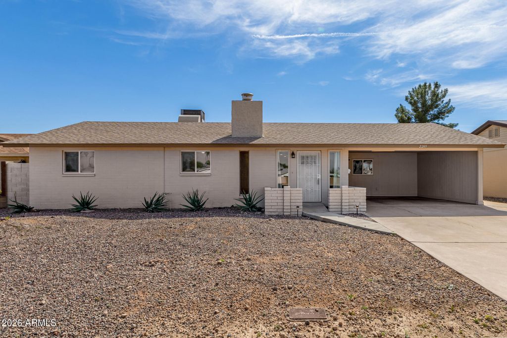 2249 E GREENWAY Road, Phoenix, AZ 85022