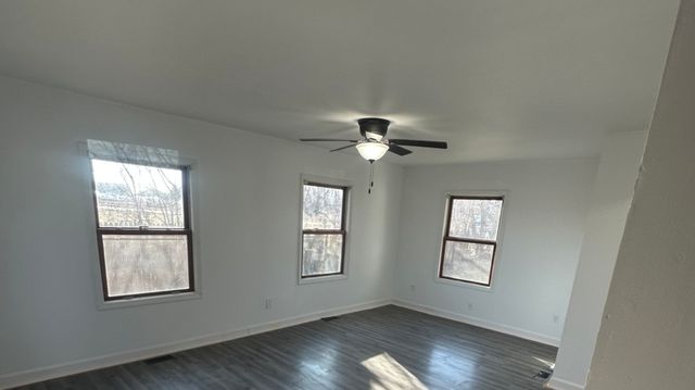 410 Ivanhoe Road, Grayslake, IL 60030