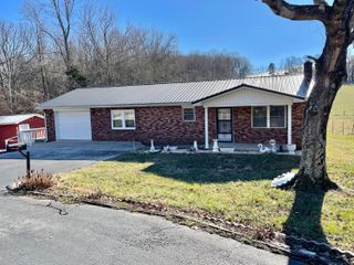 3691 W Highway 635, Science Hill, KY 42553