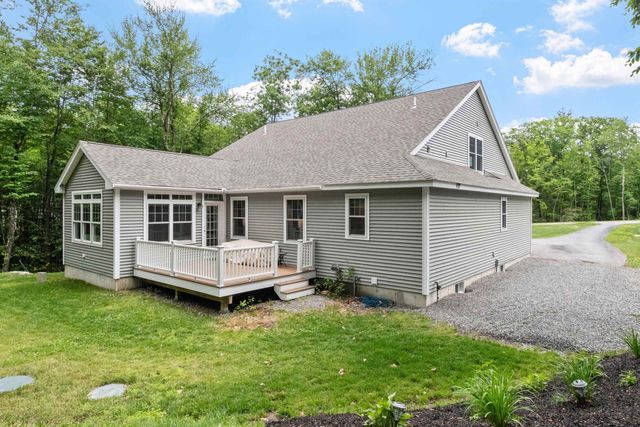 5 Hamilton Court, Bow, NH 03304