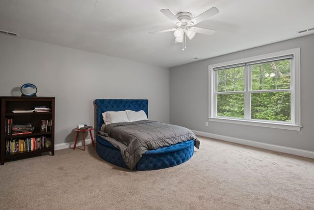 5 Hamilton Court, Bow, NH 03304